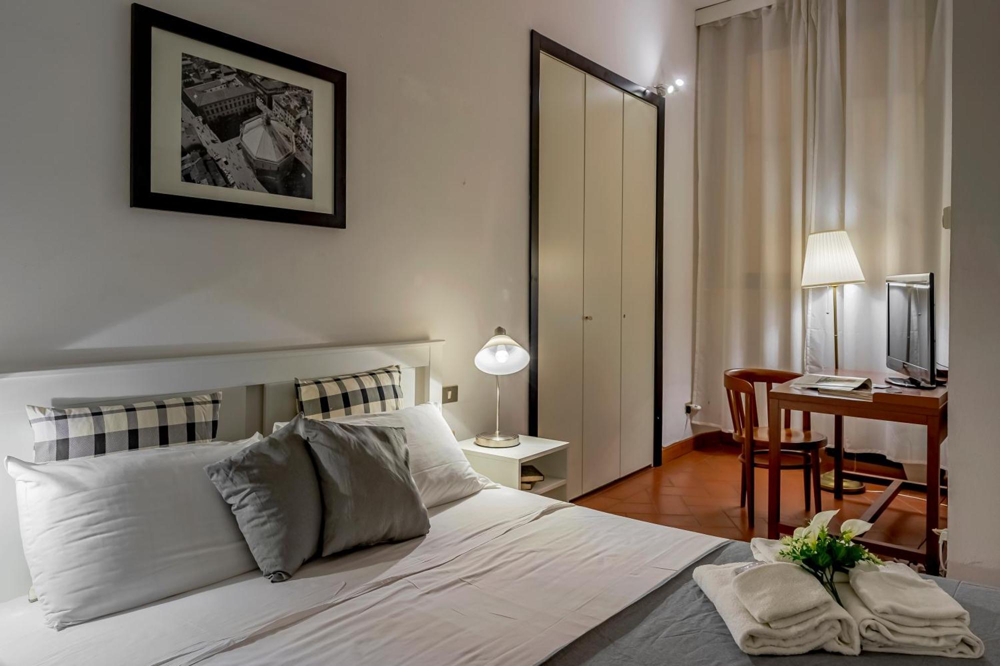 Santa Croce Exclusive Hotel Florence Exterior photo