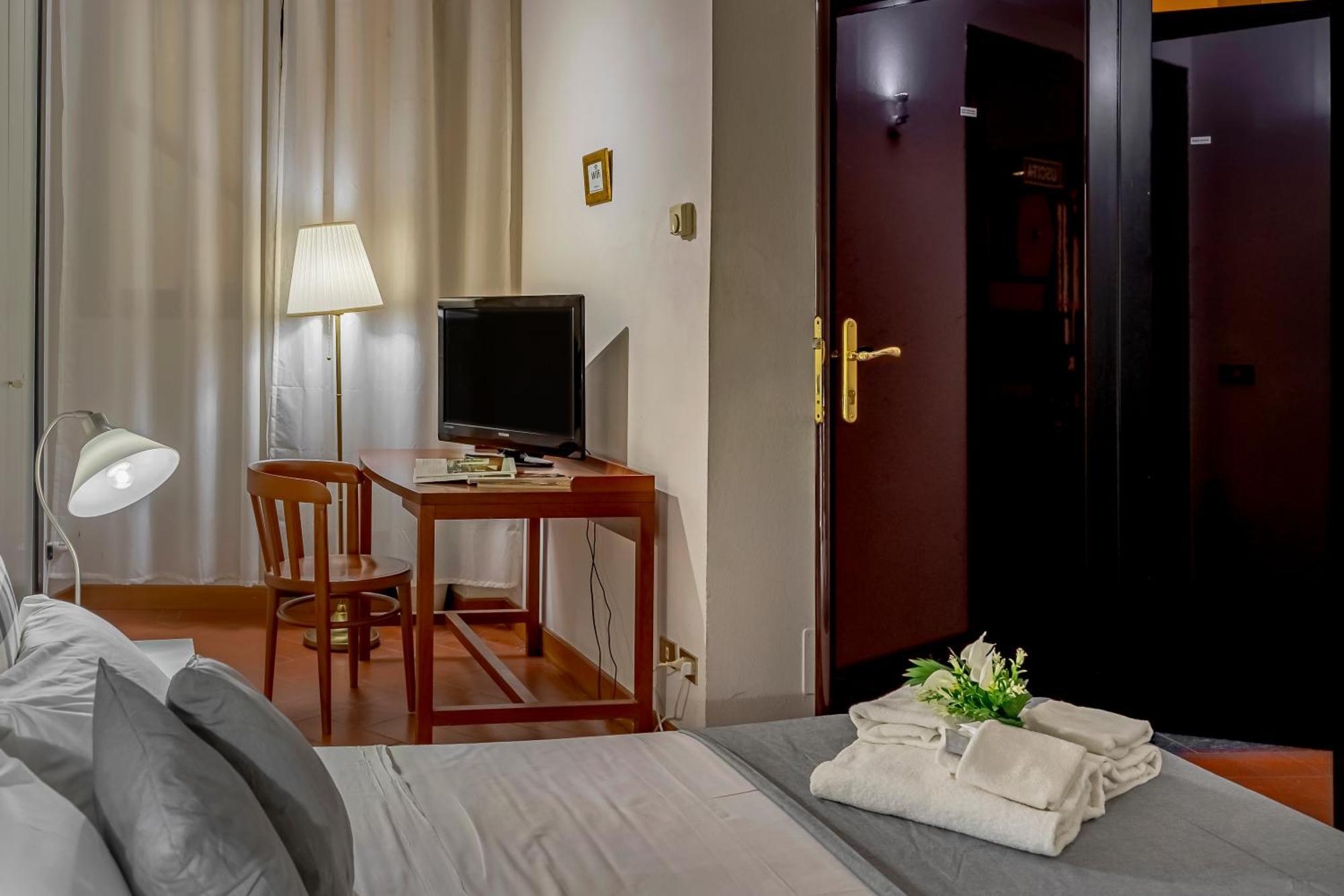 Santa Croce Exclusive Hotel Florence Exterior photo